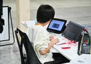 Type-A＋（本格的プログラミングでロボット玉入れ競争）